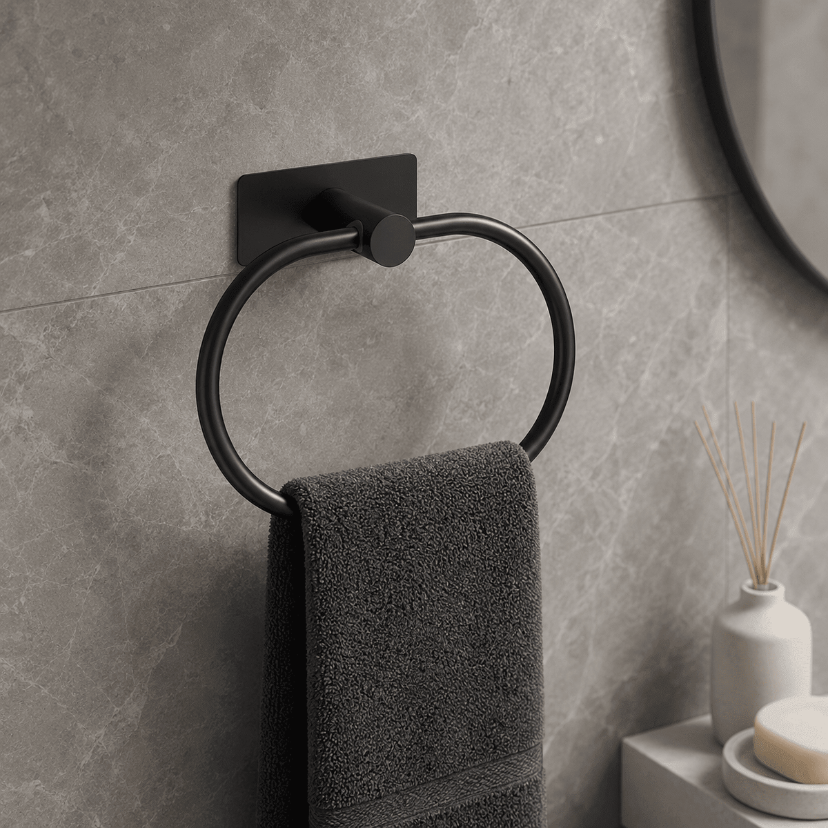 Badkameraccessoires kiezen: zo creëer je één rustige stijl - Forma Luxury Interior