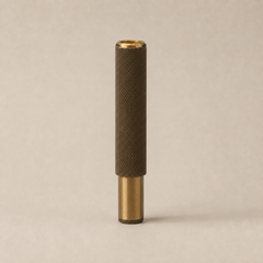 Luxe Verstelbare Meubelpoten – Antiek Messing met Gekarteld Detail