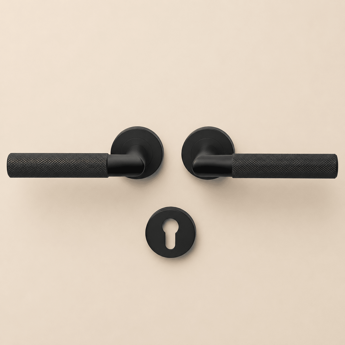 Forma Signature No. 01 – Messing deurklink op rond rozet - Forma Luxury Interior
