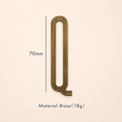 Messing huisnummer of letter 7 cm – antiek messing - Forma Luxury Interior