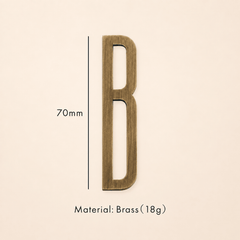 Messing huisnummer of letter 7 cm – antiek messing - Forma Luxury Interior