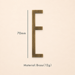 Messing huisnummer of letter 7 cm – antiek messing - Forma Luxury Interior