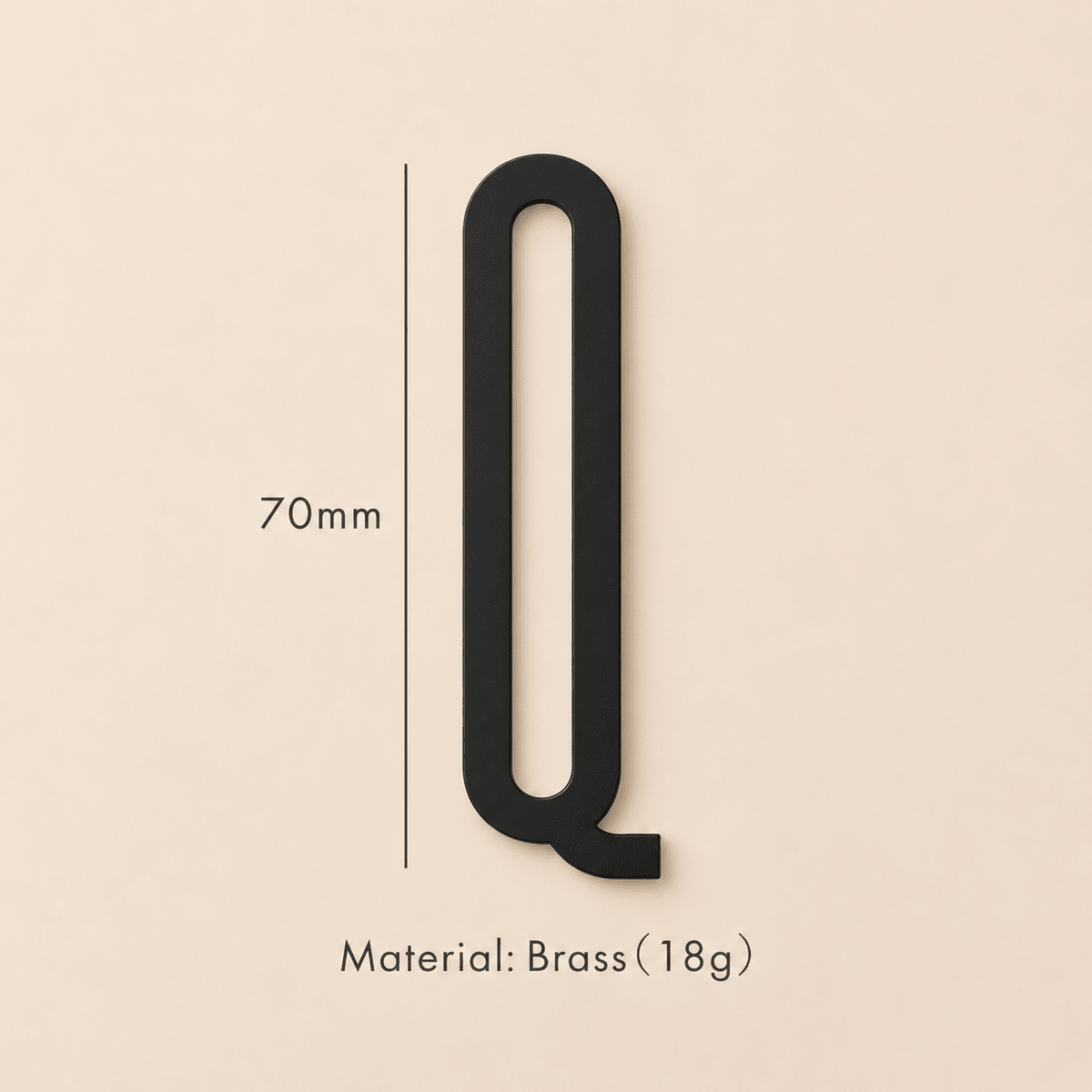 Messing huisnummer of letter 7 cm - zwart - Forma Luxury Interior