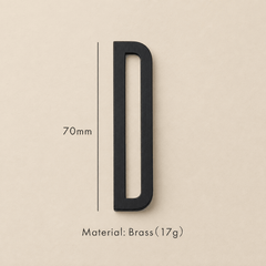 Messing huisnummer of letter 7 cm - zwart - Forma Luxury Interior