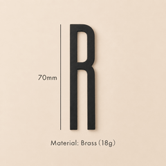 Messing huisnummer of letter 7 cm - zwart - Forma Luxury Interior