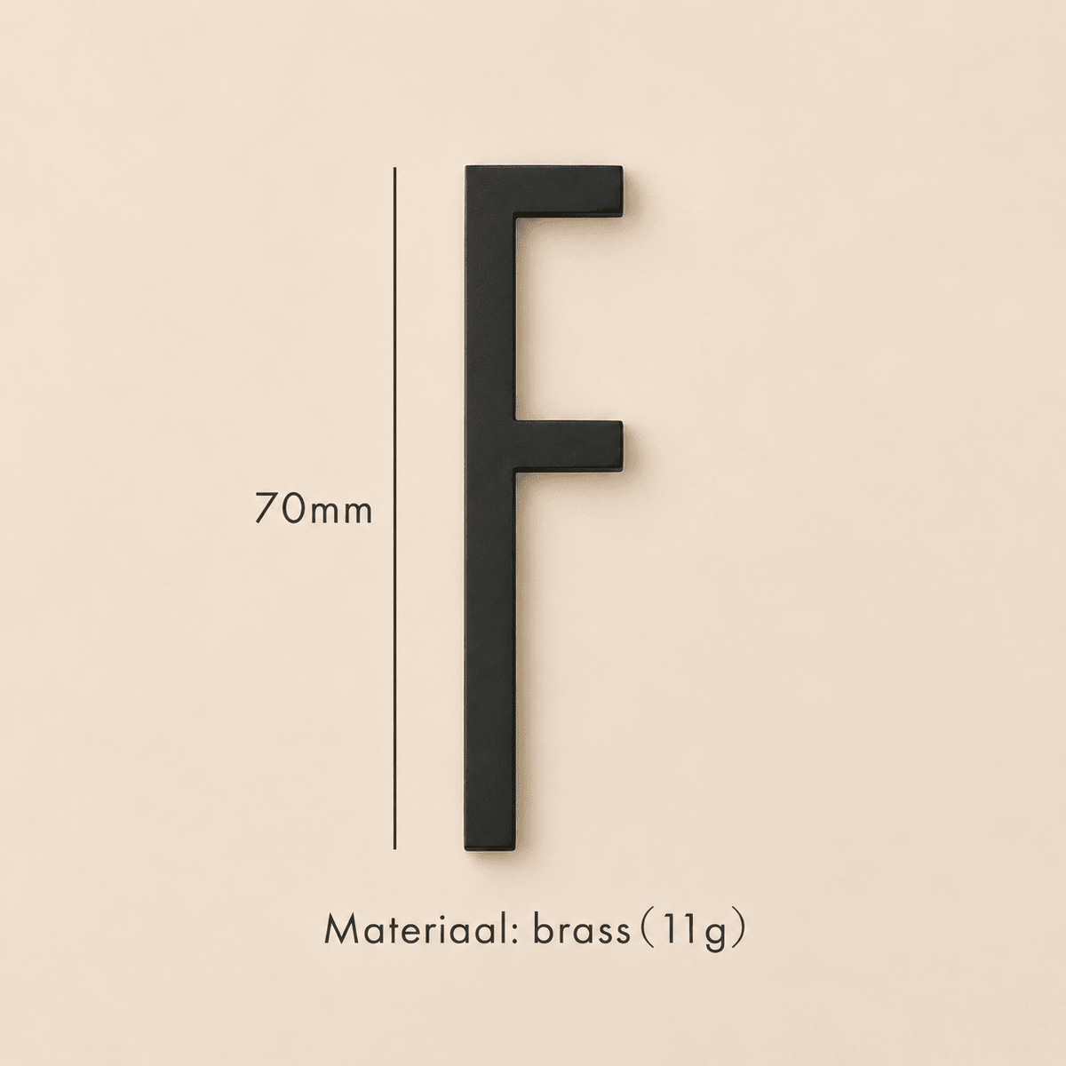 Messing huisnummer of letter 7 cm - zwart - Forma Luxury Interior