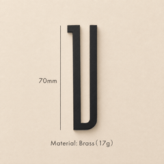Messing huisnummer of letter 7 cm - zwart - Forma Luxury Interior