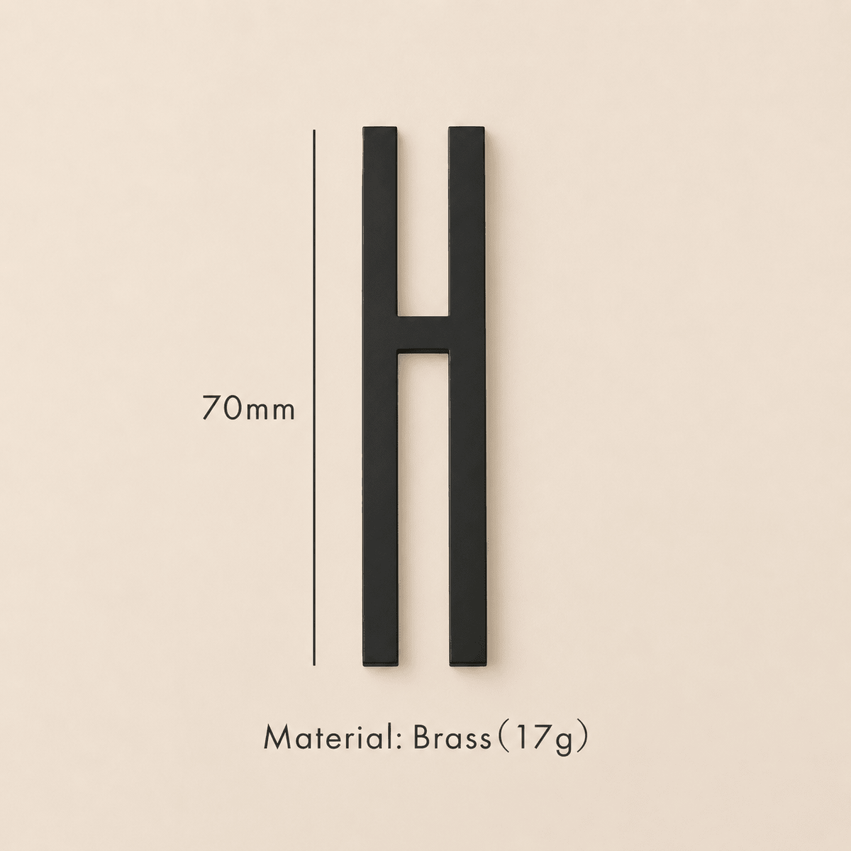 Messing huisnummer of letter 7 cm - zwart - Forma Luxury Interior