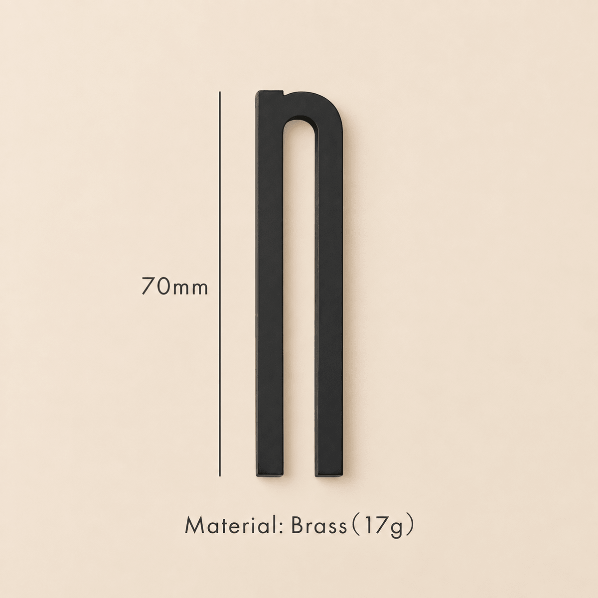 Messing huisnummer of letter 7 cm - zwart - Forma Luxury Interior