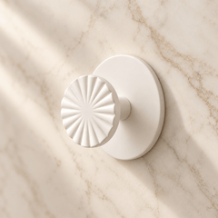 Zelfklevende ronde wandhaken in antiek messing | set van 2 of 4 - Forma Luxury Interior