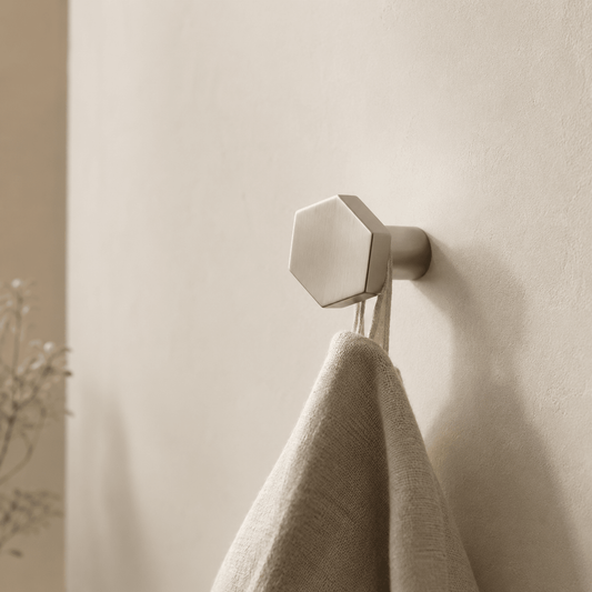 Zeshoekige Wandhaak van Brons – Geborsteld Nikkel - Forma Luxury Interior
